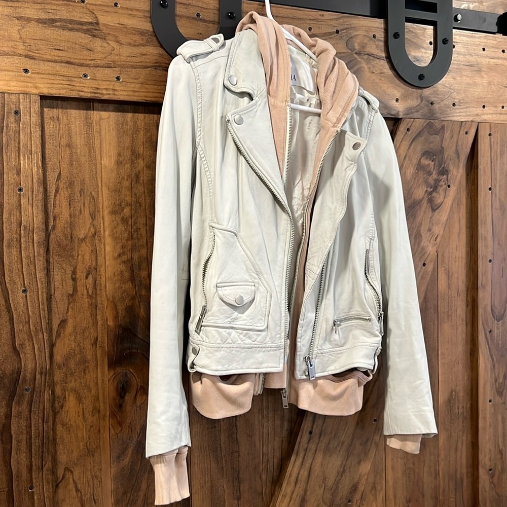 Leather bomber with removable hoody inlay